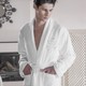 Белый банный халат мужской Gul Guler Yeni Arma White Lame с вышивкой